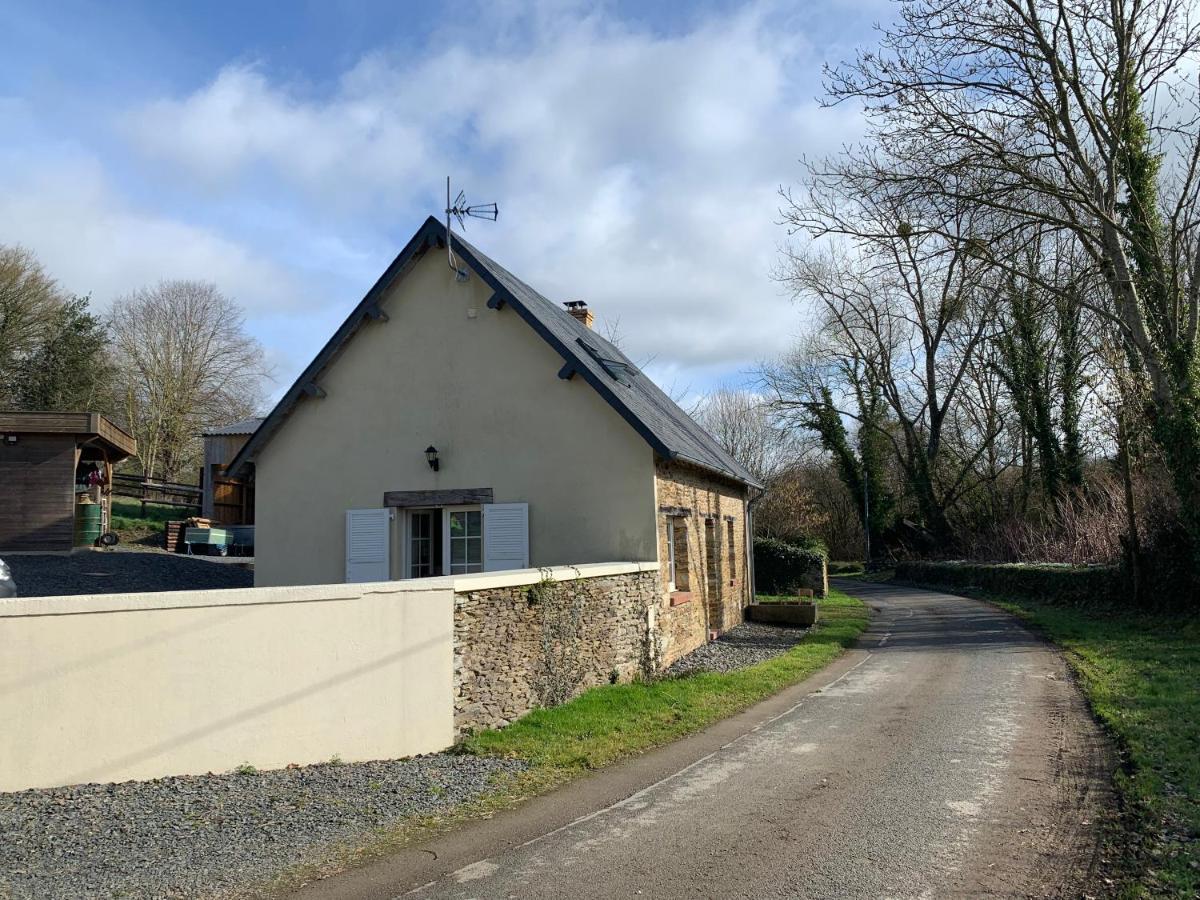 Gite " La Petite Maison" Livry  Kültér fotó