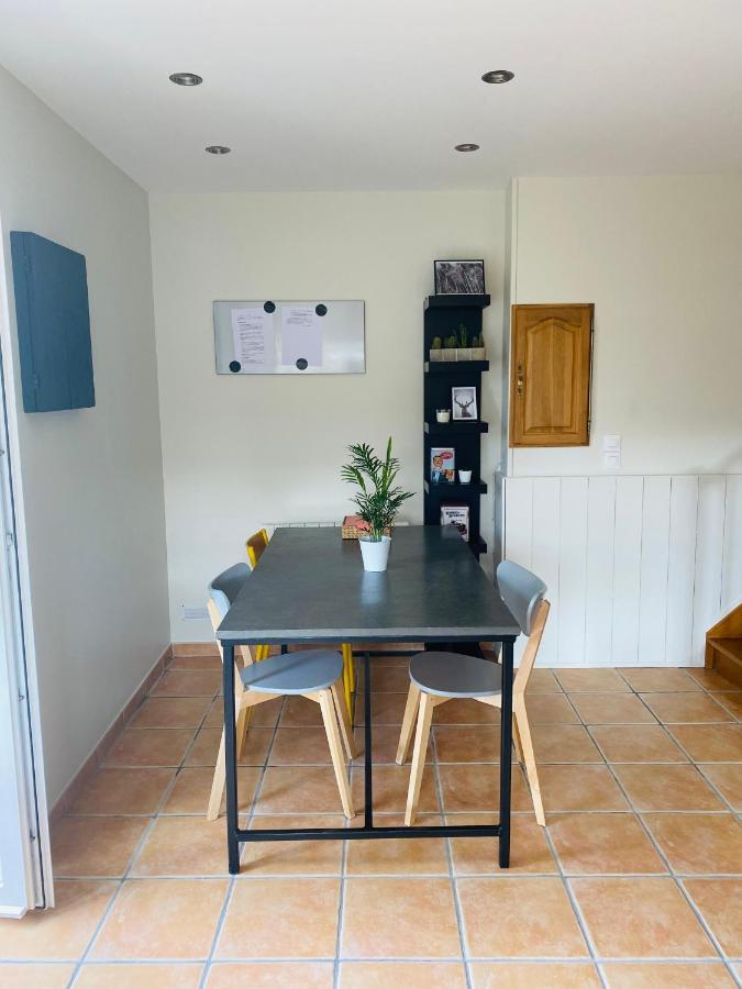 Gite " La Petite Maison" Livry  Kültér fotó