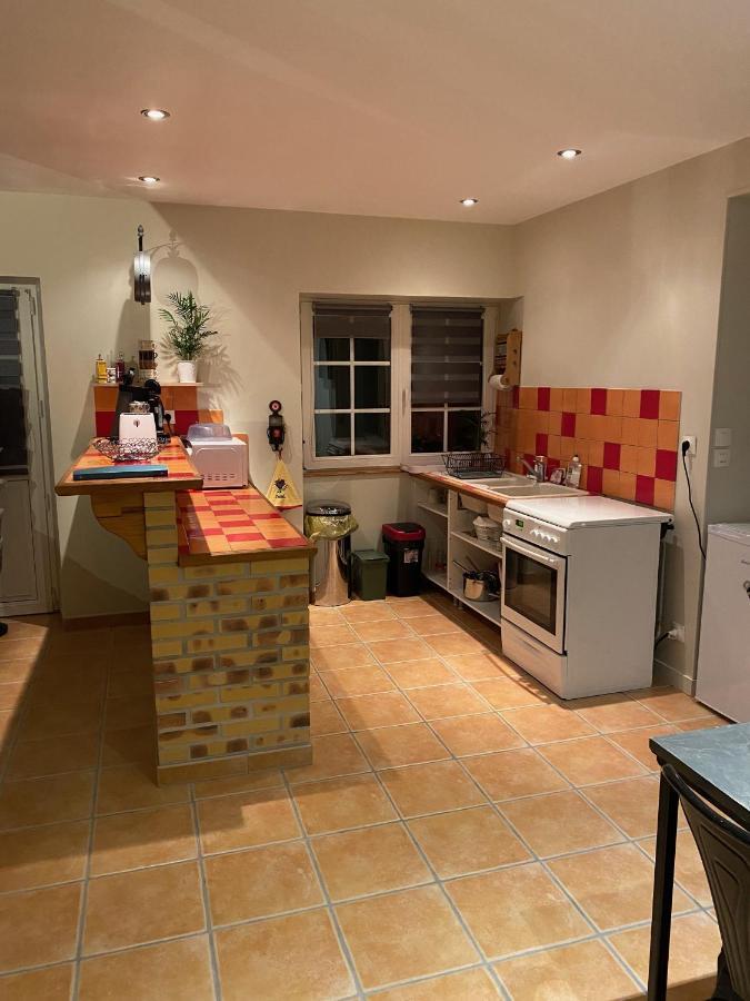 Gite " La Petite Maison" Livry  Kültér fotó